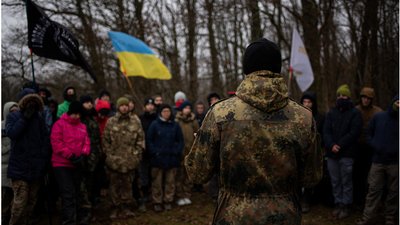 40 кілометрів пішки: на Черкащині відбувся похід стежками Холодного Яру 40 кілометрів пішки: на Черкащині відбувся похід стежками Холодного Яру
