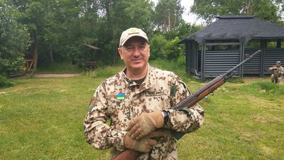 Житомирські бійці тероборони показали, як тренуються та проходять вишкіл