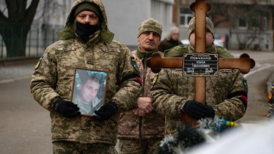 В Ужгороді попрощалися із полеглим захисником Юрієм Левченком