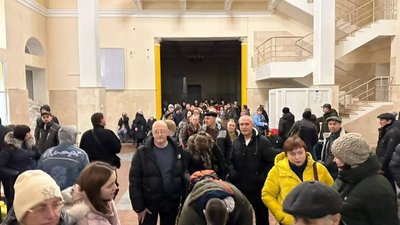 На Хмельниччину прибув перший потяг з Херсона