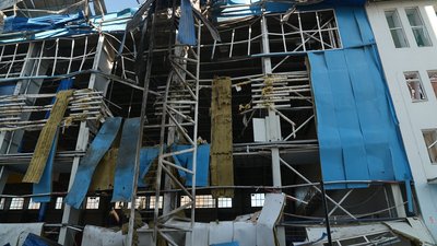 Легкоатлетичний манеж