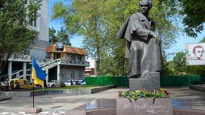 У Дніпрі вшанували пам’ять Тараса Шевченка з нагоди 160 річниці перепоховання У Дніпрі вшанували пам’ять Тараса Шевченка з нагоди 160 річниці перепоховання