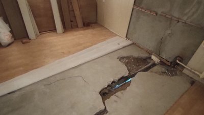 У Запоріжжі мешканці аварійного будинку вимагають капремонту