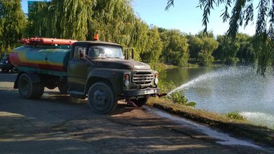 Стало відомо, скільки риби загинуло на озерці у гідропарку Рівного Стало відомо, скільки риби загинуло на озерці у гідропарку Рівного