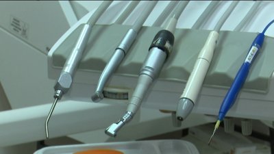 В Сумській обласній стоматполіклініці пояснили, чому платно лікують пацієнтів В Сумській обласній стоматполіклініці пояснили, чому платно лікують пацієнтів