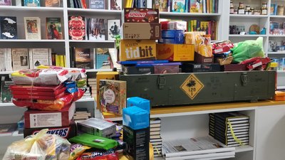 Солодощі для військових