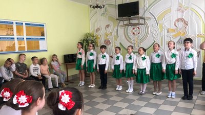 Діти організували концертні номери Діти організували концертні номери