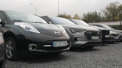 Ціни на електромобілі, авторинок, попит на автомобілі, зростають ціни