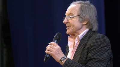 Народний артист України Василь Зінкевич під час виступу у Луцьку, 11 листопада 2025 рік