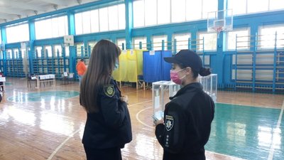 На Черкащині фіксують порушення виборчого процесу На Черкащині фіксують порушення виборчого процесу