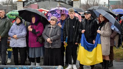 Житомирщина прощається зі своїми героями-оборонцями Житомирщина прощається зі своїми героями-оборонцями