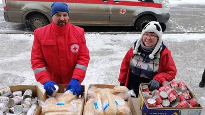 "Ми цінні кадри для Червоного Хреста". Як херсонські велосипедисти стали веловолонтерами