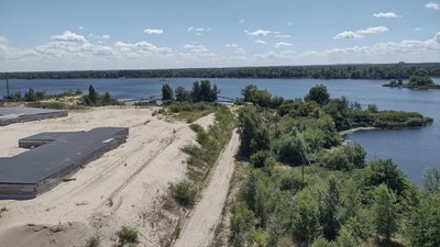 Ділянка на Жуковому острові
