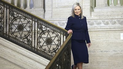У Північній Ірландії націоналістка “Шинн Фейн” Мішель О'Ніл вперше очолила уряд