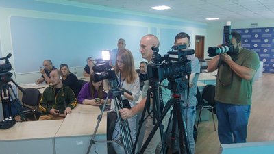 Під час брифінгу тимчасового виконувача обов’язків начальника ГУ Нацполіції області Сергія Зюбаненка Під час брифінгу тимчасового виконувача обов’язків начальника ГУ Нацполіції області Сергія Зюбаненка