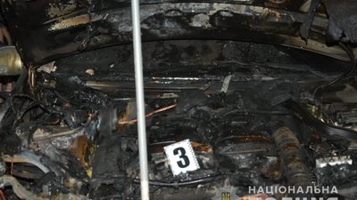 На Закарпатті чоловік підпалив авто колишньої дружини. Йому загрожує до 10 років в’язниці