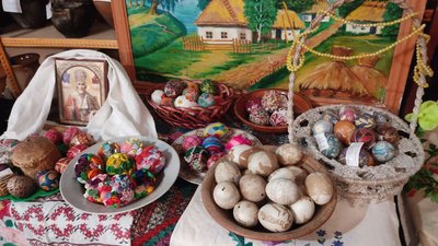 У Житомирі запланували відкриття виставки великодніх писанок