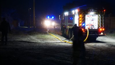 В Охтирці на Сумщині горить ангар В Охтирці на Сумщині горить ангар
