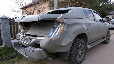 "Воскрешають з мертвих". 10 автомайстрів з Прикарпаття полагодили понад 200 автомобілів з передової "Воскрешають з мертвих". 10 автомайстрів з Прикарпаття полагодили понад 200 автомобілів з передової