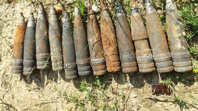 Снаряди та міни — протягом дня на Сумщині знайшли 88 вибухонебезпечних предметів Снаряди та міни — протягом дня на Сумщині знайшли 88 вибухонебезпечних предметів