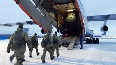 У Казахстані розпочалося виведення військ ОДКБ