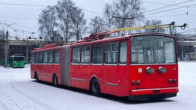 тролейбус
