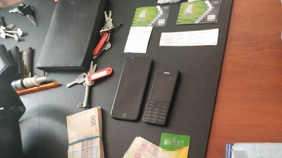 На Житомирщині викрили на корупції двох посадовців поліції: вимагали хабарі від фермерів На Житомирщині викрили на корупції двох посадовців поліції: вимагали хабарі від фермерів
