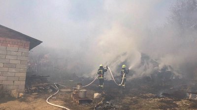 На Тернопільщині горіли тюки із соломою