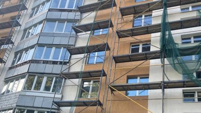 багатоповерхівка по вулиці Бучми