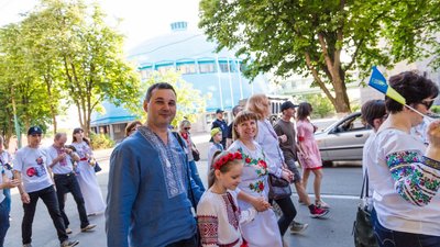 По пів сотні Мавіків на місяць: як маріупольці у "Халабуді" ремонтують дрони для ЗСУ По пів сотні Мавіків на місяць: як маріупольці у "Халабуді" ремонтують дрони для ЗСУ