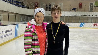 Одеські фігуристи завоювали медалі на чемпіонаті України Одеські фігуристи завоювали медалі на чемпіонаті України