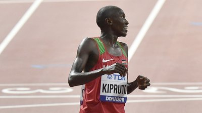 "Правда на моєму боці". Світового рекордсмена з бігу Кіпруто усунули через імовірне порушення антидопінгових правил