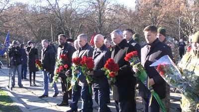 До Дня Збройних Сил України в Одесі вшанували пам’ять загиблих воїнів