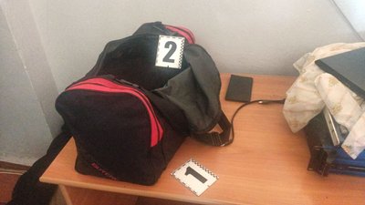 Ноут для подачі сигналу тривоги Ноут для подачі сигналу тривоги