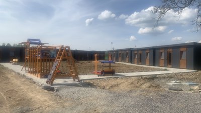 На Закарпатті збудували 33 модульні будинки для вимушених переселенців