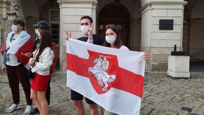 У центрі Львова білоруси влаштували акцію на підтримку політв'язнів У центрі Львова білоруси влаштували акцію на підтримку політв'язнів