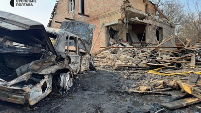 Наслідки обстрілу у Полтавській громаді 1 квітня: ВІДЕО та ФОТО