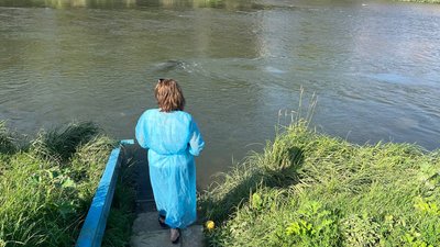 В Ужгороді заборонили купатися в річці, озері та кар’єрі: яка причина В Ужгороді заборонили купатися в річці, озері та кар’єрі: яка причина
