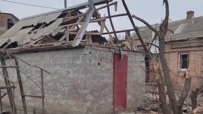 Поранений через падіння уламків ракети у Дніпрі, обстріли Нікопольщини. Головні новини Дніпра та області 24 січня Поранений через падіння уламків ракети у Дніпрі, обстріли Нікопольщини. Головні новини Дніпра та області 24 січня