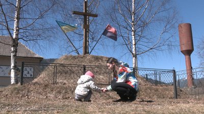 "Ми не знали, чи виживемо". Історія жительки Гостомеля, яка із сім'єю була в полоні військових РФ "Ми не знали, чи виживемо". Історія жительки Гостомеля, яка із сім'єю була в полоні військових РФ