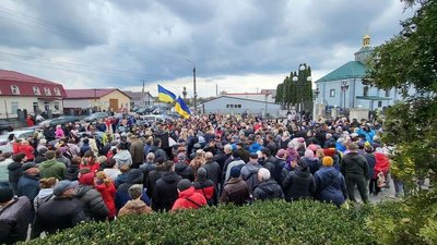 Рішенням громади Старокостянтинова храм Різдва Богородиці УПЦ МП переходить до ПЦУ. Рішенням громади Старокостянтинова храм Різдва Богородиці УПЦ МП переходить до ПЦУ.