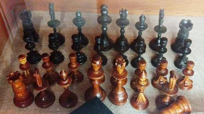 Кам'яні, дорожні і архітекторські: у день шахів показали фігури з фондів рівненського музею Кам'яні, дорожні і архітекторські: у день шахів показали фігури з фондів рівненського музею