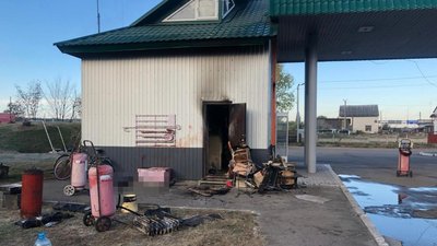 На Житомирщині поліція розслідує вбивство чоловіка на автозаправній станції