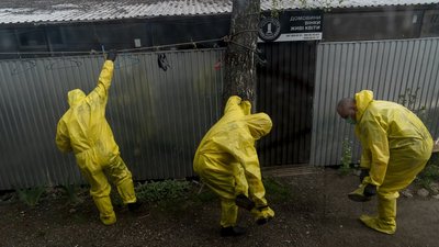 Лікарі, які борються з коронавірусом. Фоторепортаж