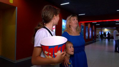 Задоволені батьки і діти: в Одесі проходить ювілейний Чілдрен Кінофест Задоволені батьки і діти: в Одесі проходить ювілейний Чілдрен Кінофест