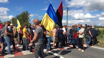 Протест шахтарів: на Львівщині гірники п'яту добу перебувають під землею