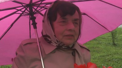 Ніна Надвірняк після аварії працювала медсестрою в районній лікарні Чорнобиля. Ніна Надвірняк після аварії працювала медсестрою в районній лікарні Чорнобиля.