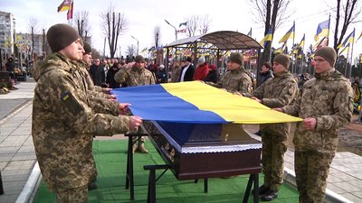 У Житомирі попрощалися з загиблими військовими – Павлом Гвоздицьким та Олександром Іщуком У Житомирі попрощалися з загиблими військовими – Павлом Гвоздицьким та Олександром Іщуком