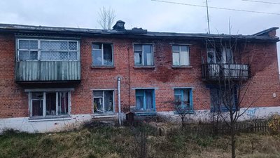 56-річна жінка та її 28-річний син отримали осколкові поранення внаслідок обстрілу Сумщини