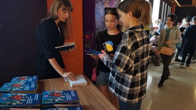У Полтаві стартував кінофестиваль "Чілдрен Кінофест" У Полтаві стартував кінофестиваль "Чілдрен Кінофест"